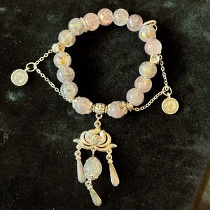 Pink and white beaded bracelet with charm #glamour
Length 18cm/7.09in